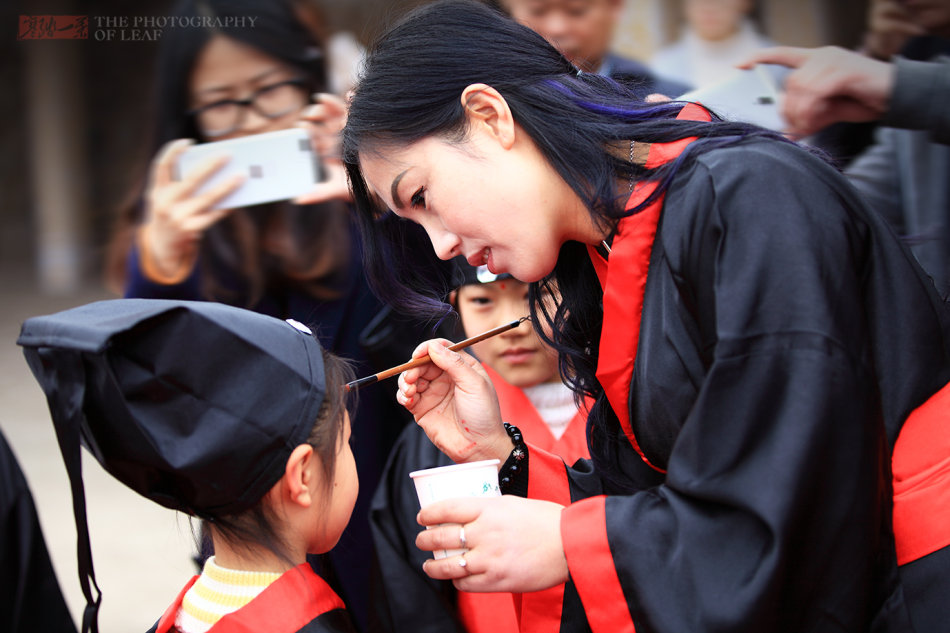 浙江宁波千名小学生穿汉服，学国学礼仪