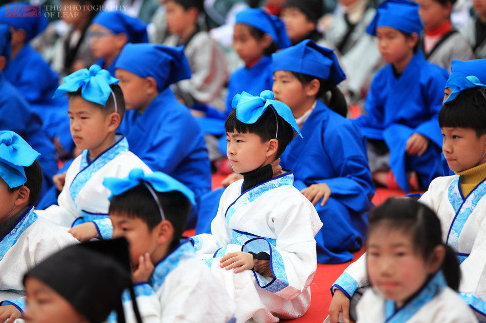 浙江宁波千名小学生穿汉服，学国学礼仪